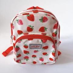 【新品タグ付】Cath Kidston キッズリュック いちご柄ストロベリー