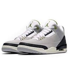 Air Jordan 3 Retro ChlorophyII (値下げ)