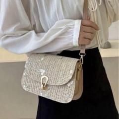 【新品未使用】小花刺繍のポシェット　ミニショルダーバッグ