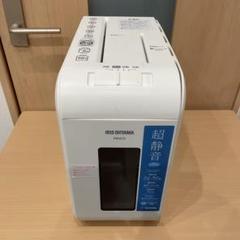 マテウス　未使用品　アイリスオーヤマ  シュレッダー　P6HCS-B Amazon | アイリスオーヤマ シュレッダー P6HCSV-B | 電動