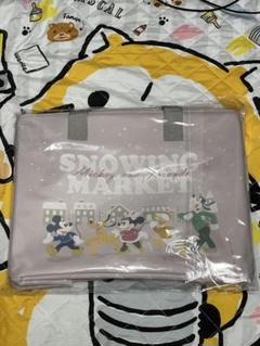 ミッキー&フレンズ　トラベルバッグ　雪降るマーケット　ディズニー