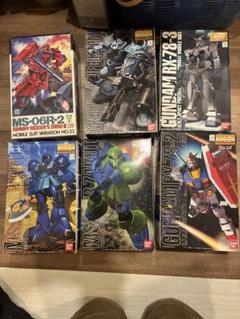 訳あり　おまけ付　BANDAI MGと旧キット　グフカスタム等　まとめ売り 訳あり おまけ付 BANDAI MGと旧キット グフカスタム等 まとめ