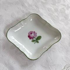 アウガルテン ウィンナーローズ 小皿