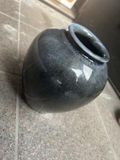 黒色陶器花瓶