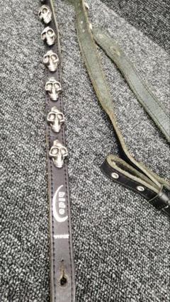 hide スカルデザイン レザーストラップ 希少品 hide FERNANDES スカル ドクロ レザーストラップ 当時物