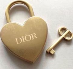 美品 Dior ディオール ミュール 南京錠 鍵 チャーム Dior - Diorチャームの通販 by bee's shop｜ディオールならラクマ