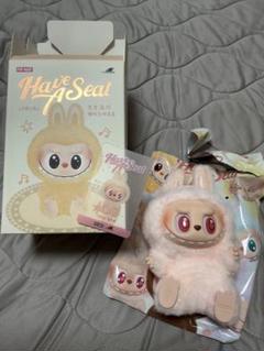 らぶぶ ラブブ　dada ハブアシート　have a seat labubuダダ DADA ラブブ キーホルダー シート labubu have a seatの通販 by
