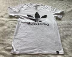 adidasアディダス Tシャツ