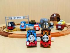 トーマス カプセルプラレール GoGoアドベンチャー 一周セット