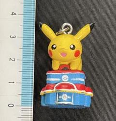 ポケモンセンター限定　ピカチュウ　キーチェーン