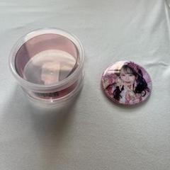 松本かれん缶バッジ、銀テ