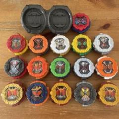 仮面ライダージオウ/DXライドウォッチ16個セットとホルダー