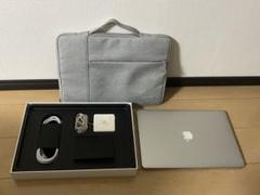 Apple MacBook Pro 2015 シルバー 　本体と付属品ケース付き Apple MacBook Pro 2015 シルバー 本体と付属品ケース付き
