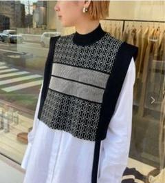 新年バーゲン。todayfulジャガードパイピングベスト