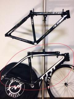 1-1/8 to 1-1/2 Disc Tapered Carbon Fork (Thru Axle) | BY