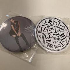 2025年最新】安室奈美恵缶バッチの人気アイテム - メルカリ