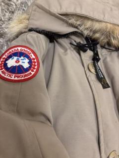 CANADA GOOSE レディースM sizeのサムネイル