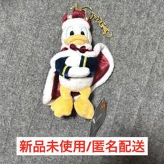ドナルド ぬいぐるみバッジ DONALD THE KING BIRTHDAY - メルカリ