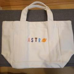 美品！ASTRO Staff トートバッグ　Bright 美品！ASTRO Staff トートバッグ Bright の通販 by 🧸shop｜ラクマ