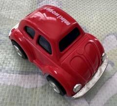 ミキハウスとのコラボのビートル フォルクス ワーゲン ビートル ミキハウス 車 おもちゃ 赤 黄 2