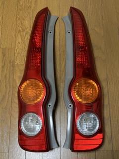 ダイハツ　L275Sミラカスタムテールレンズ左右セット ダイハツ 純正 ミラカスタム 《 L275S 》 左テールランプ 81560