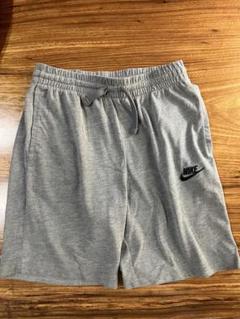 NIKE ナイキ ショートパンツ 子供用　Lサイズ