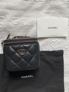 新品未使用!最新 CHANEL シャネル クラシック スモール ヴァニティケース