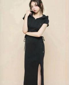andmary Emily slit dress black