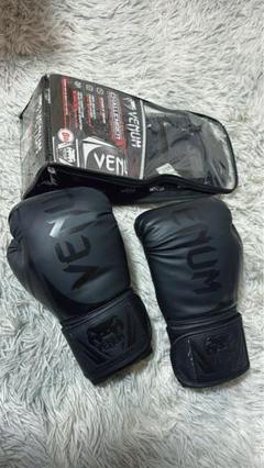 最終値下げ！　Venum Challenger ボクシンググローブ 8oz
