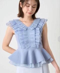 美品 2024SS【SNIDEL】フリルペプラムノースリニットプルオーバーのサムネイル