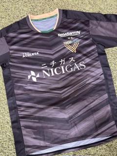 東京ヴェルディ23シーズンGK1stユニフォーム＋飯田雅浩 東京ヴェルディ23シーズンGK1stユニフォーム＋飯田雅浩 - メルカリ