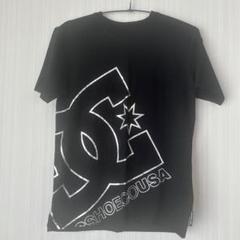新品タグ付　DC Tシャツ