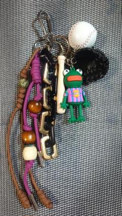 ハンドメイド バックチャーム じゃらじゃらキーホルダー パラコード 野球 カエル