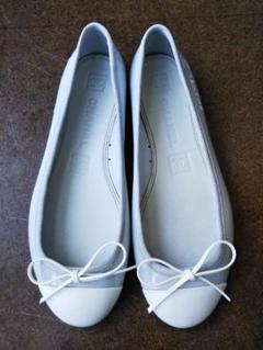 CHANEL バレエリボンシューズ、ラバーなので水辺や雨にsize38 お洒落なチェーンリボン！CHANEL バレリーナ (CHANEL/バレエ