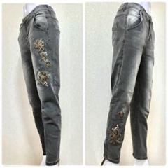 新品未使用】Desigual デシグアル スキニーデニムパンツ 花柄