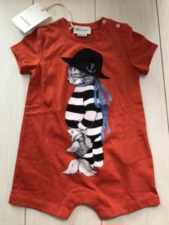 GUCCI新品未使用3点セット!ロンパース・スタイ・帽子 - メルカリ GUCCI新品未使用3点セット!ロンパース・スタイ・帽子 - メルカリ