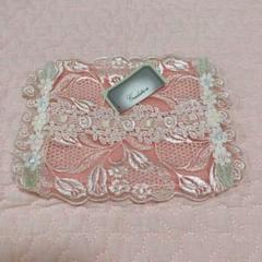 【新品】レース 刺繍ティッシュケース(ピンク色)