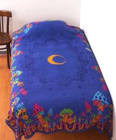 【チャイハネ】新品 夜空に浮かぶ月ときのこベッドカバー アミナ Amina