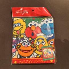 【新品】　セサミストリート ハンドタオル 34×35cm