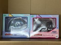 遊戯王　MEGATOON メガトゥーン　フィギュア ブルーアイズ　レッドアイズのサムネイル