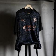 新品 マンチェスターシティ オフィシャル ユニフォーム ブラック XL レトロ レトロコレクション | Official Man City Store