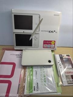 任天堂 DSiLL ニンテンドーDSi LL ナチュラルホワイトUTL-S-WGA