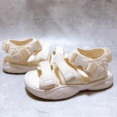 定価（税込） 8,690円 FILA レディース 厚底 サンダル 23cm