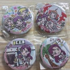 レア　まちあるき缶バッジ　エラー白苺グランマ　磯丸　ラブライブ お手軽価格で贈りやすい レア ラブライブ 磯丸 エラー白苺
