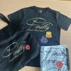 安室奈美恵25周年ツアーTシャツ　25周年の銀テ付き 安室奈美恵 25周年記念 ライブTシャツ - メルカリ