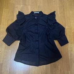 【美品】SNIDEL ブラック フリル付きシャツ