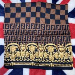 【新品シール付】FENDI大判ハンカチ スカーフ ひざ掛け　バッグ柄 58×58 新品・シール付き】FENDI 大判ハンカチ スカーフ（レオパード柄