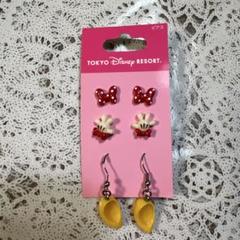 【新品未使用】ディズニーリゾート ミニーちゃん　ピアス