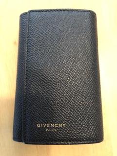 未使用 GIVENCHY ジバンシー キーケース 6連 黒 レザー ロゴ 型押し 未使用 GIVENCHY ジバンシー キーケース 6連 黒 レザー ロゴ 型押し