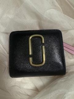 MARC JACOBS 二つ折り財布 ブラック×ゴールド